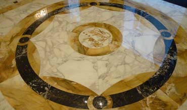 pavimento in marmo hotel condotti