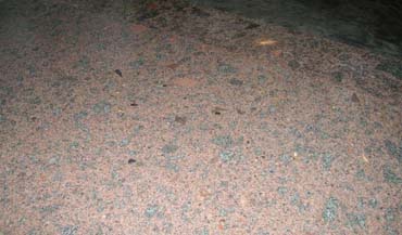 pavimento in peperino dopo il trattamento